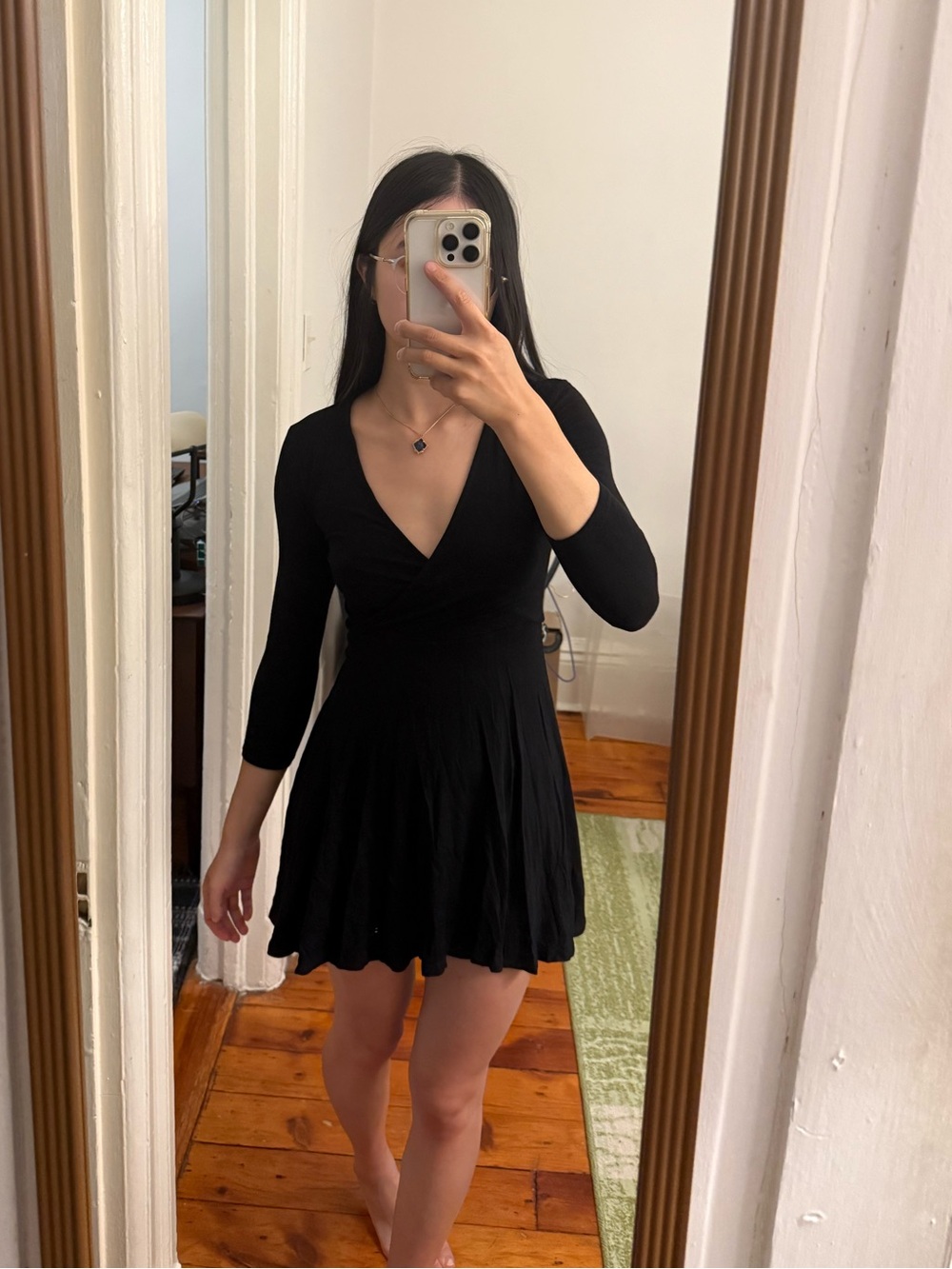 Forever 21 Black V-Neck Long Sleeve Mini Dress